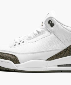 Air Jordan 3 Retro “Mocha”