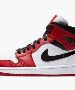 Air Jordan 1 Mid “Chicago 2020”