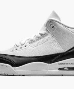 Air Jordan 3 Retro SP “Fragment”