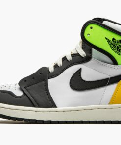 Air Jordan 1 Retro High OG “Volt Gold”