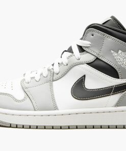 Air Jordan 1 Mid “Light Smoke Grey 2.0”