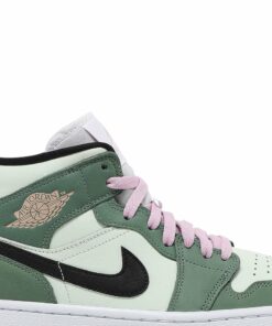 Wmns Air Jordan 1 Mid SE ‘Dutch Green’ CZ0774-300