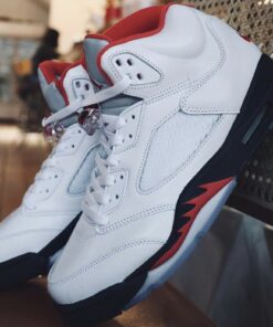 Jordan 5 Retro Fire Red Silver Tongue (2020)