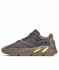 Yeezy Boost 700 Mauve