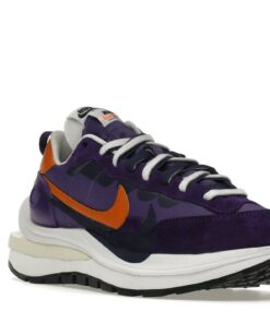 Nike Vaporwaffle sacai Dark Iris